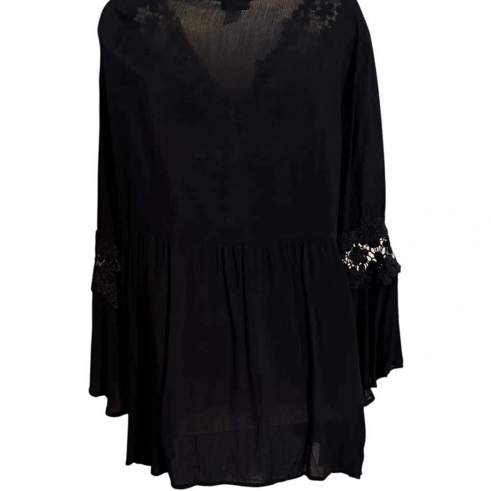 Elegant Black Lace Women's Top   SIZE:  LARGE   #B - Picture 5 of 7